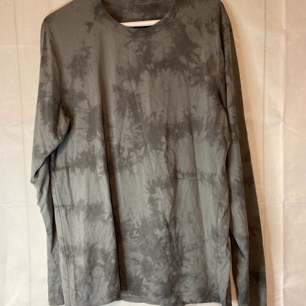 LULULEMON MENS LONGSLEEVE GRAY SHIRT SZ S